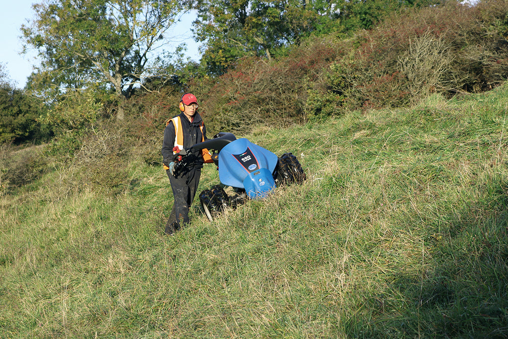 BCS 660HY Hydrostatic Bank Commander with Scythe Cutter Bar working on slope