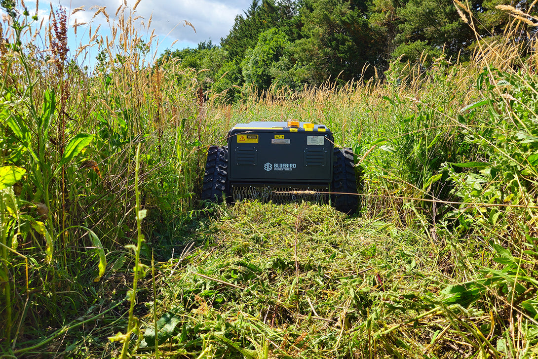 Bluebird E-FM 24-60 Mower Cutting Long Grass