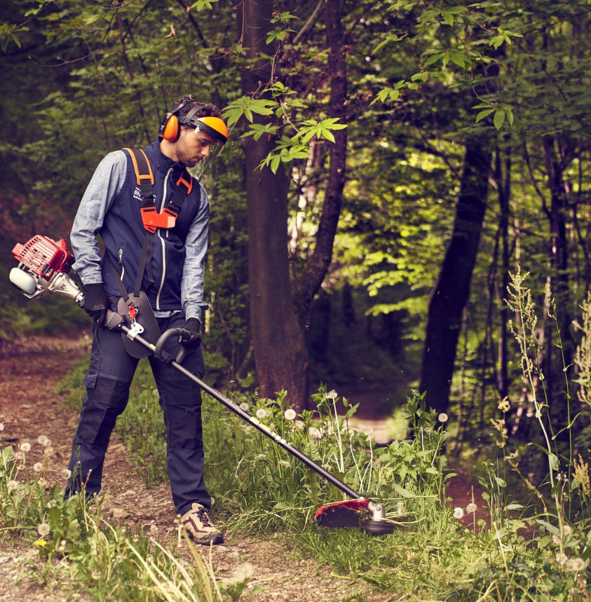 Bluebird HO 25 Brushcutter