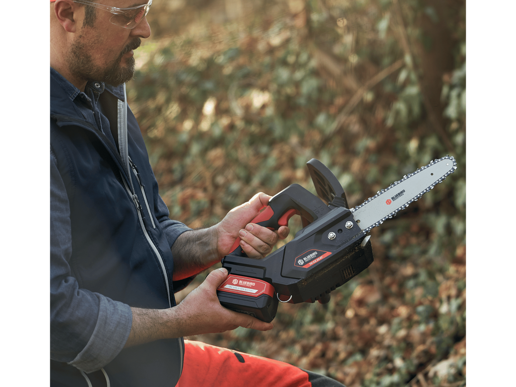Bluebird THCS 22-07 Battery Chainsaw 8" 21V