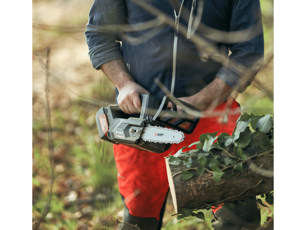 Bluebird THCS 22-07 Battery Chainsaw 8" 21V