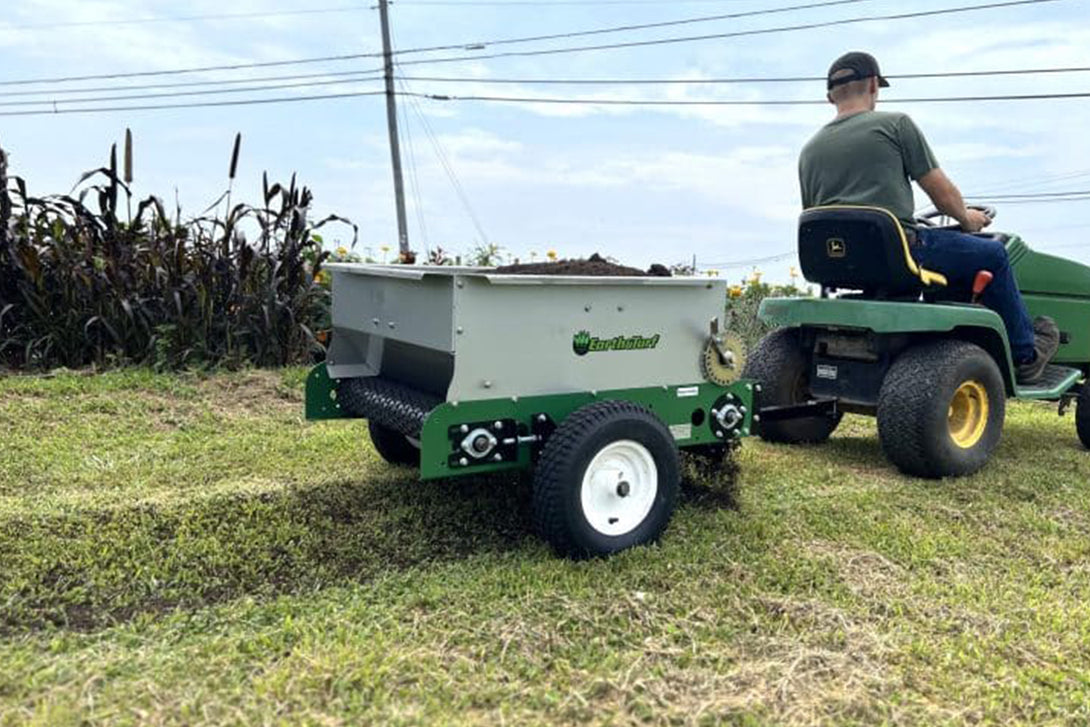 Earth & Turf Top Dress Spreader attachment – Tracmaster Ltd