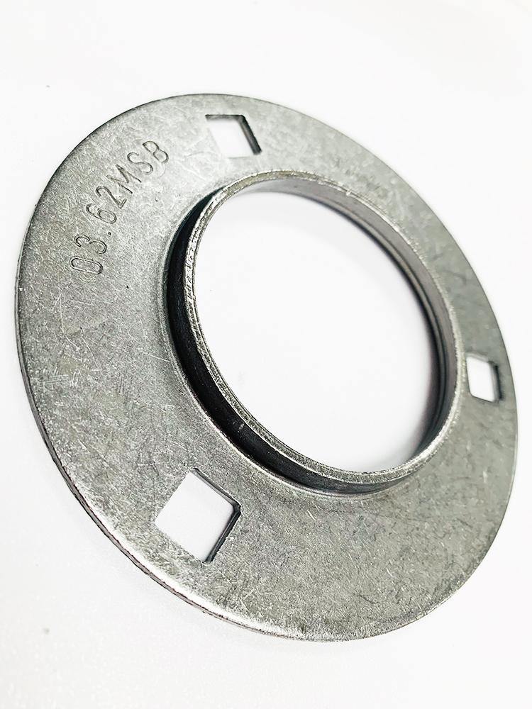 Tracmaster | Spare Parts | 90910-D - Bearing Carrier Belt Side (550002030B)